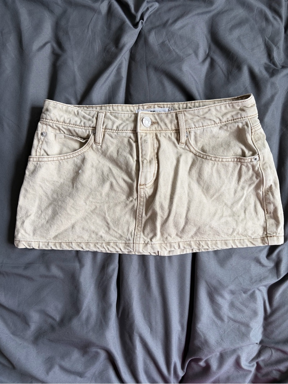 Garage skirt